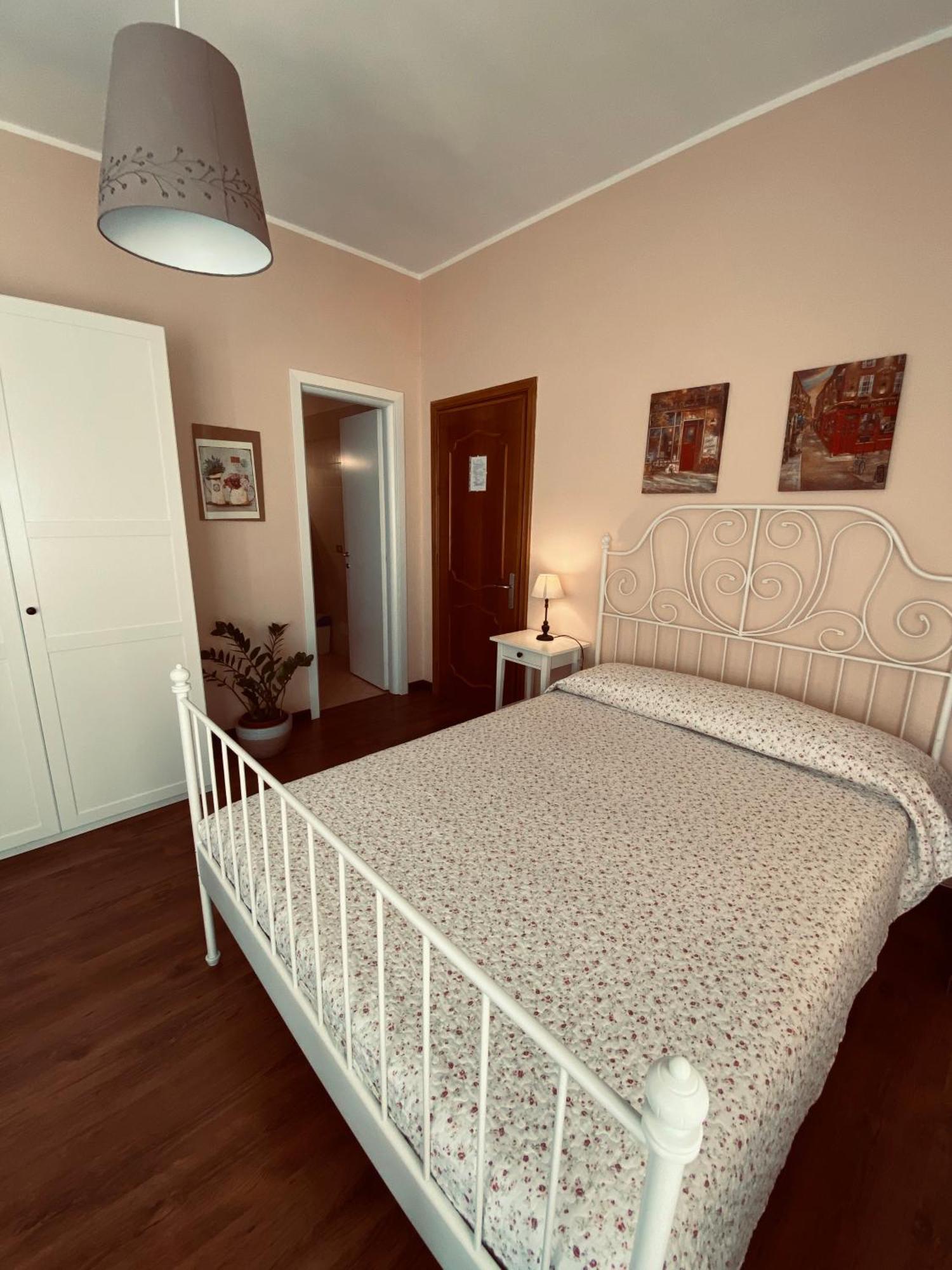 Bed and Breakfast Sogni E Colori Вілланова-д'Альбенґа Номер фото